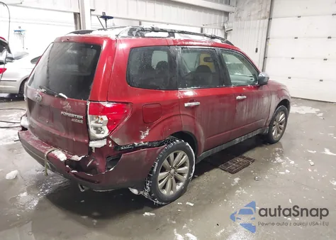 2011 Subaru Forester 2.5X Limited из США, поврежденный, VIN JF2SHAEC4BH700796